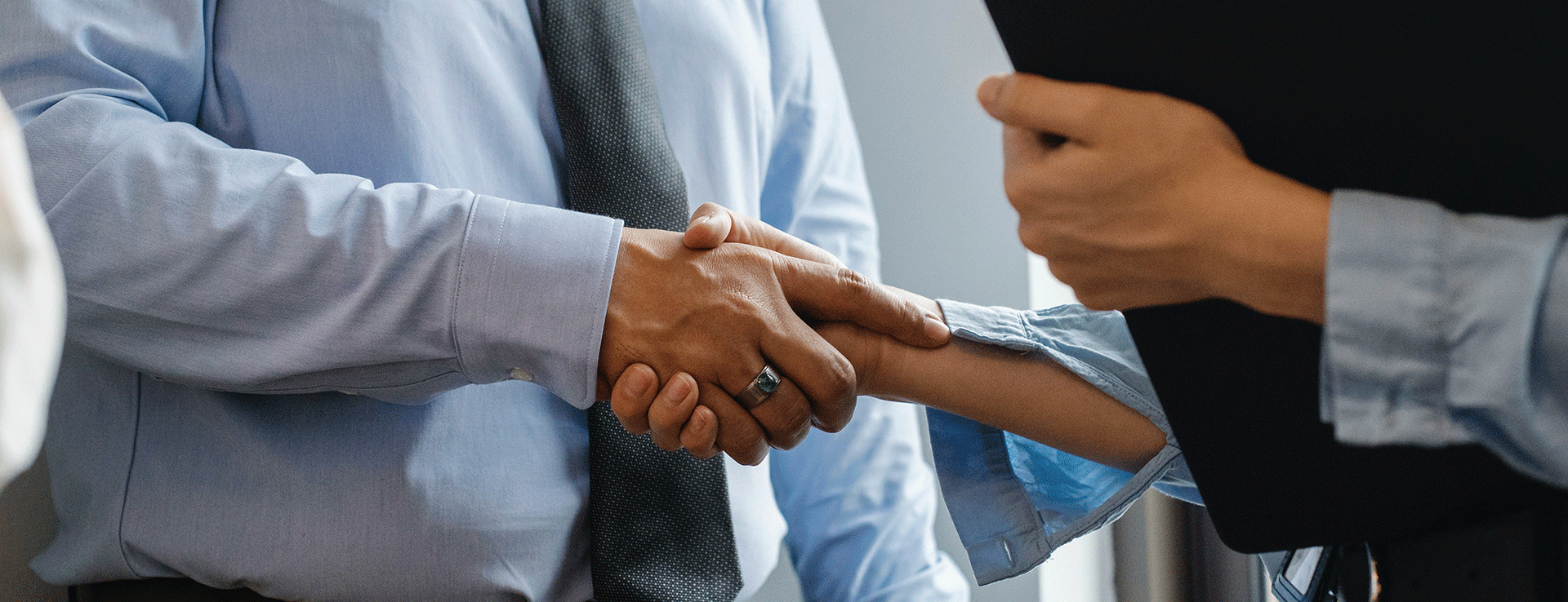 ʢ�� ���� ��ʵ ����